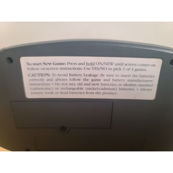 Parker Brothers Trivial Pursuit NASCAR EDITION Electronic Handheld Game Tested - Picture 6 of 6